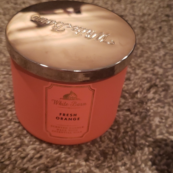 NWT Bath and Body Works 3 wick candle